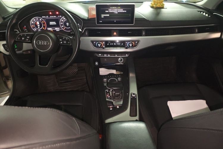 Used Audi A4L 2018 30th Anniversary Edition 40 TFSI Fashion Model
