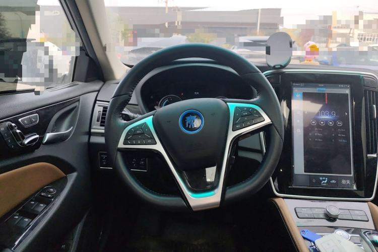 Used BYD Qin New Energy 2018 Qin EV450 Smart Connect Prestige Model
