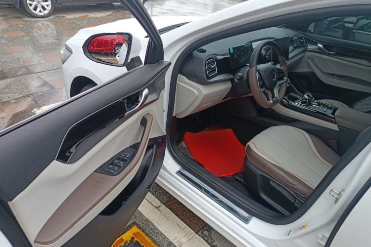 Used BYD Qin PLUS 2024 Honor Edition EV 510KM Leading Model
