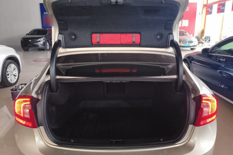 Used Volvo S60 2019 S60L Facelift T5 Smart Luxury Elite Edition
