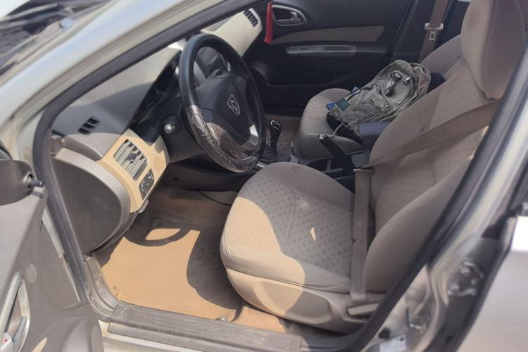 Used Baojun 630 2013 1.5L manual Entry-level trim