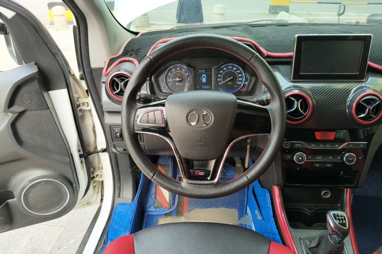 Used BAIC Senova X25 2015 1.5L Manual Elite Edition Steering Wheel