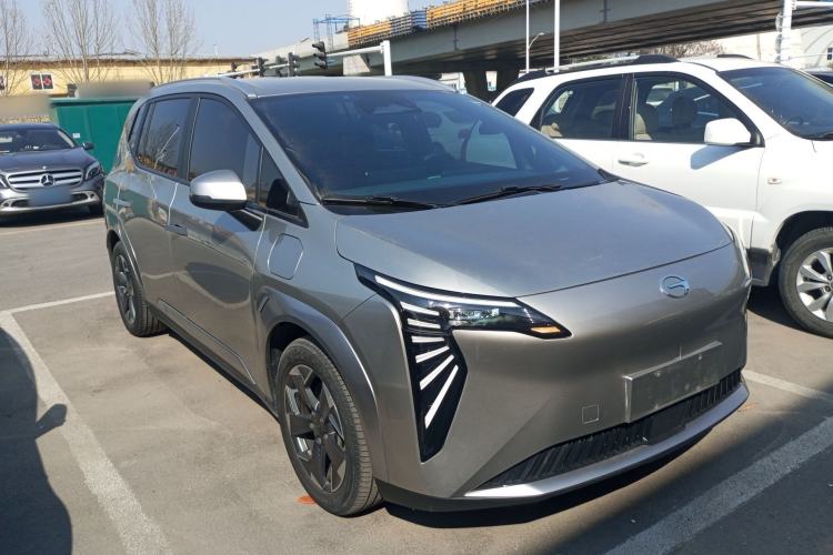 Used AION Y 2022 Plus 80 Enjoy Edition Front Right 45 Deg