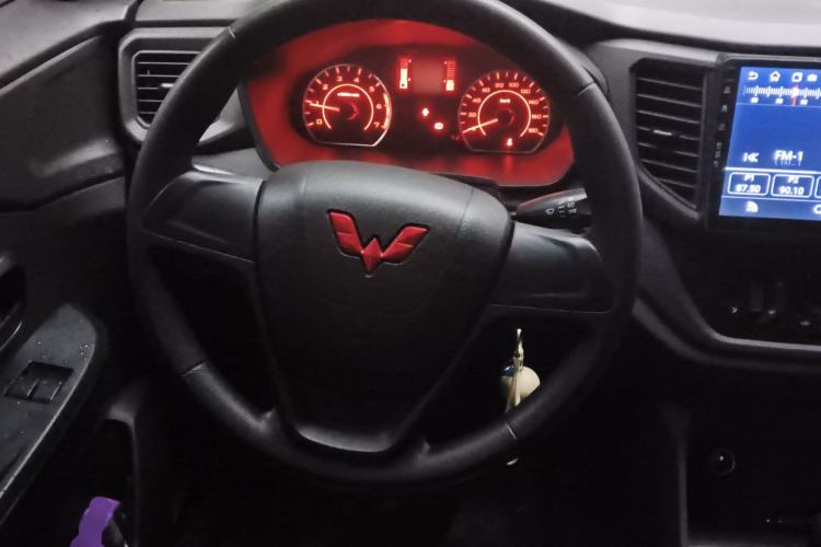 Used Wuling Hongguang V 2022 1.5L Jingqu Edition Electric-Assist LAR