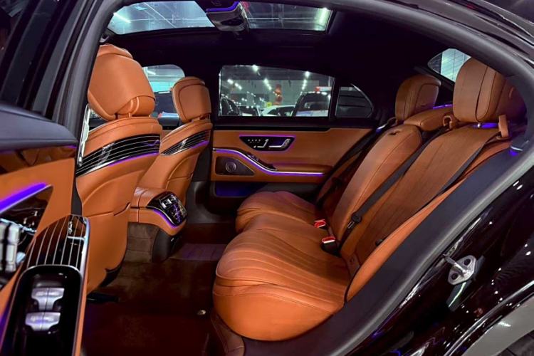 Used Mercedes-Benz S-Class 2022 S 450 L 4MATIC Interior 5