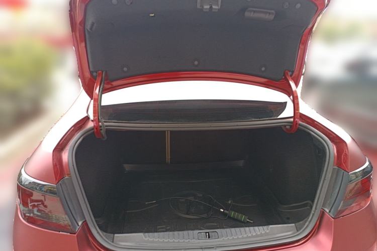 Used Buick GT 2012 GT 1.6L Automatic Fashion Edition Trunk