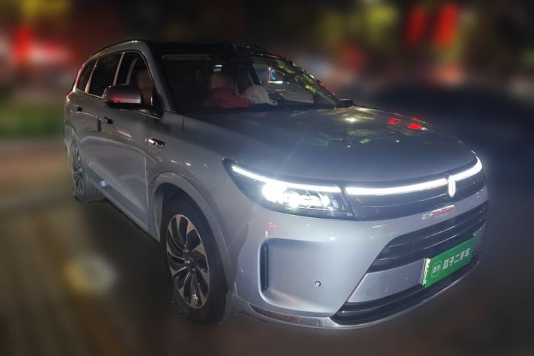 Used Hima AITO M7 2024 1.5T Intelligent Drive 4WD Ultra Version 5 Seats Front Right 45 Deg