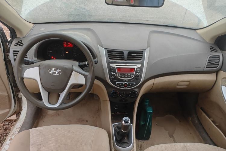 Used Hyundai Verna (older generation) 2010 Sedan 1.4L Manual Standard GL Model

