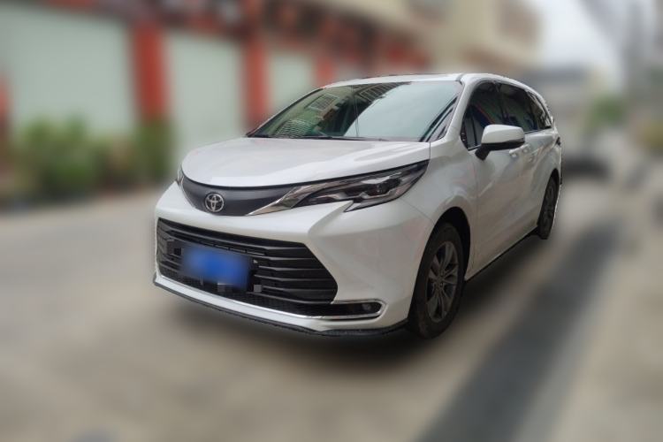 Used Toyota Sienna 2026 Model 2.5L Dual-Engine Two-Wheel-Drive Comfort Edition