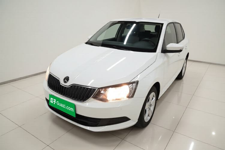 Used Skoda Fabia 2016 1.4L Automatic Car Enjoy Edition