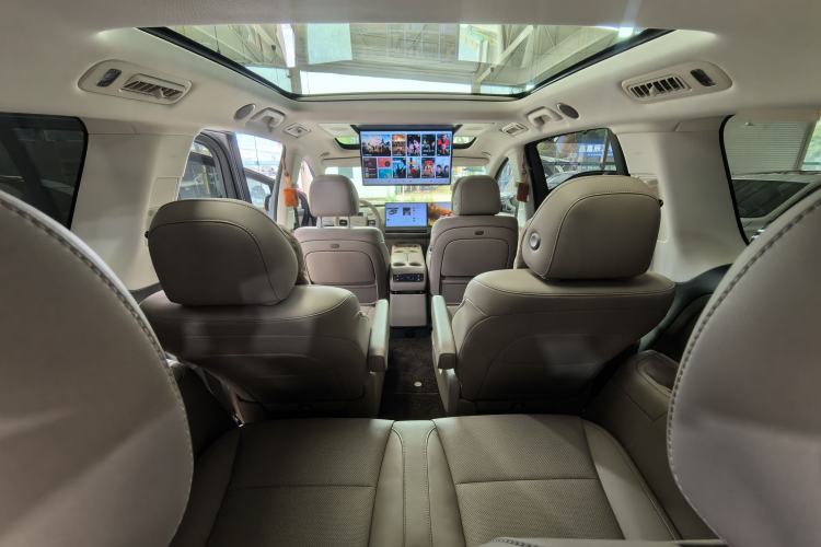 Used Li Auto i8 2025 Model Standard Version
