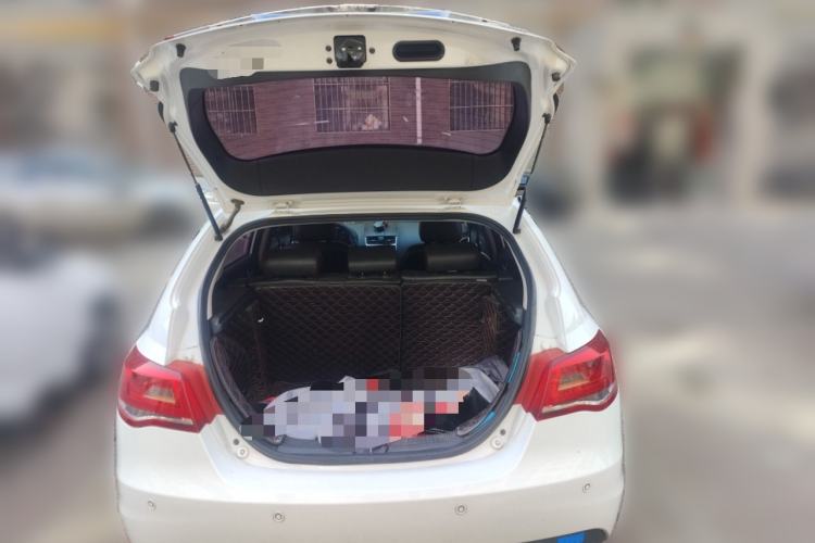 Used Geely Auto Emgrand 2014 Hatchback 1.3T CVT Elite Model
