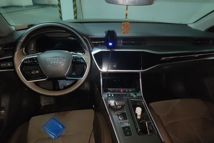 Used Audi A7L 2024 45TFSI S-line Dream-Building Edition Flow Crystal Package