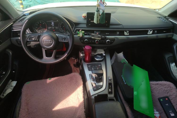 Used Audi A4L 2017 Plus 40 TFSI Ambition Model
