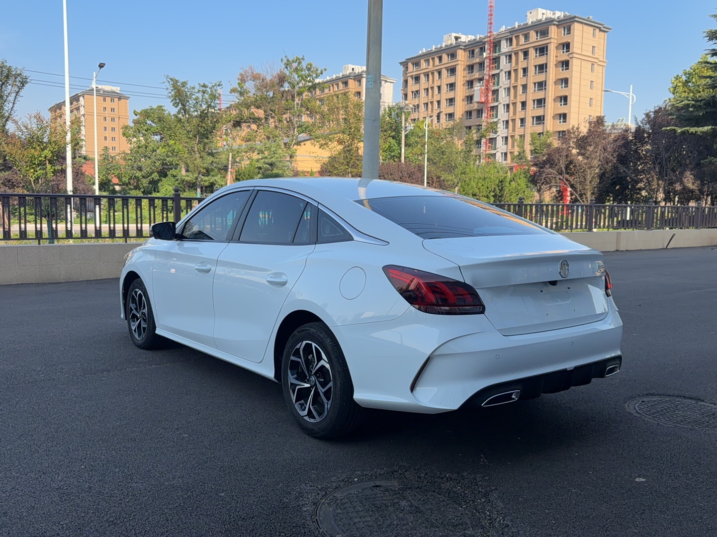 MG 5 2023 180 DVVT CVT Luxury Edition — снимка 13