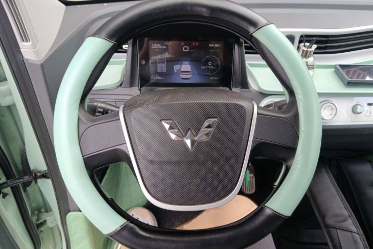 Used Wuling Hongguang MINIEV 2021 Macaron Premium Model – Lithium Iron Phosphate