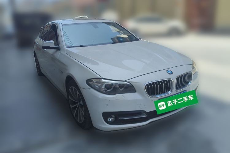 Used BMW 5 Series 2014 528Li Leading Model
