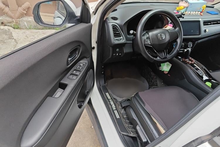 Used Honda Vezel 2020 1.5L CVT Pioneer Edition
