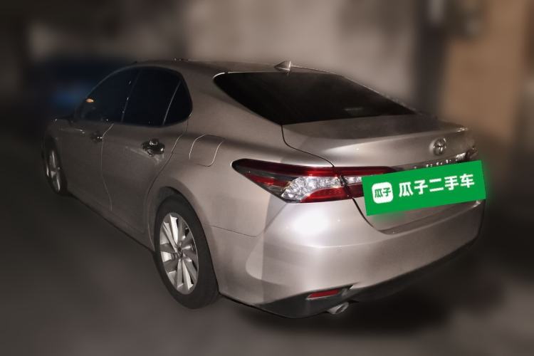 Used Toyota Camry 2021 2.0G Luxury Edition
