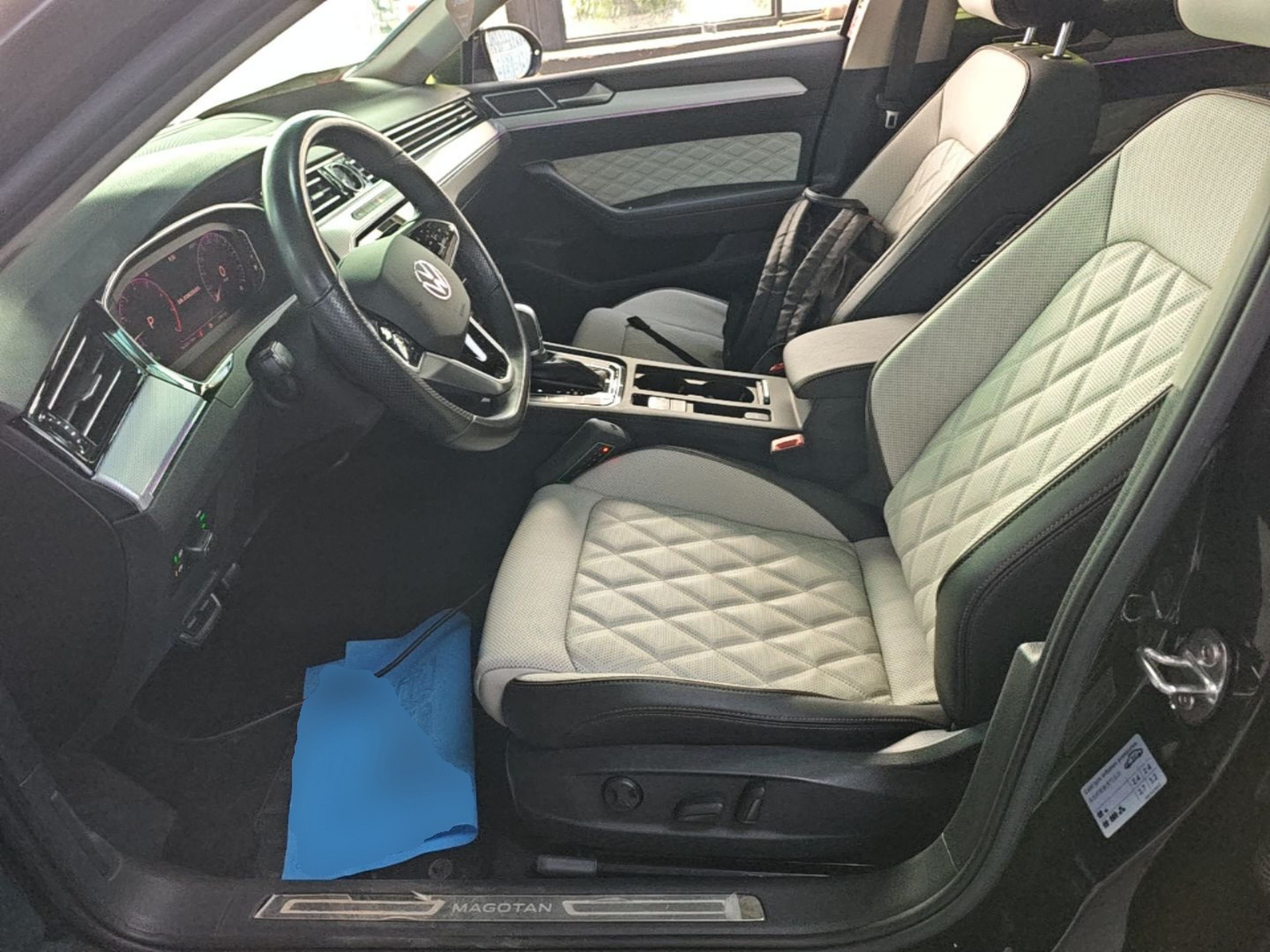 Interior delantero