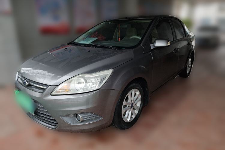 Used Ford Focus 2013 Sedan Classic 1.8L Manual Base Model