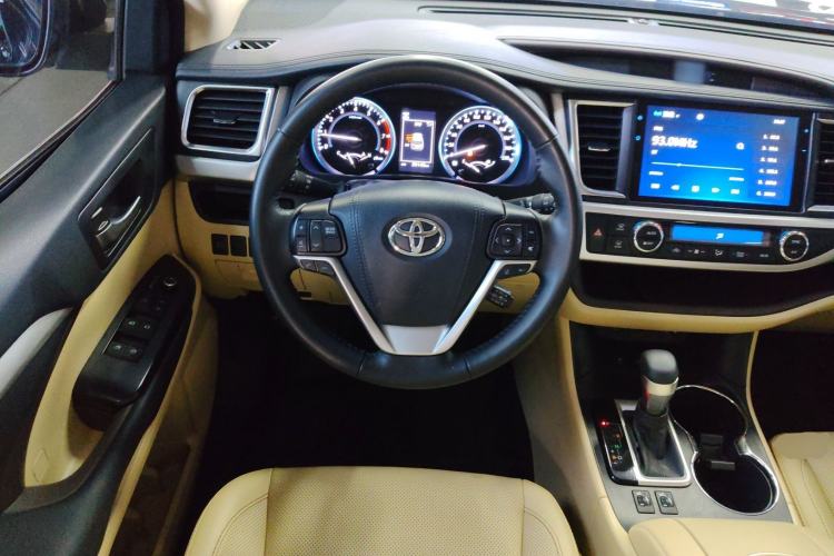 Used Toyota Highlander 2021 2.0T Four-Wheel Drive Luxury Edition 7 Seats Steering Wheel