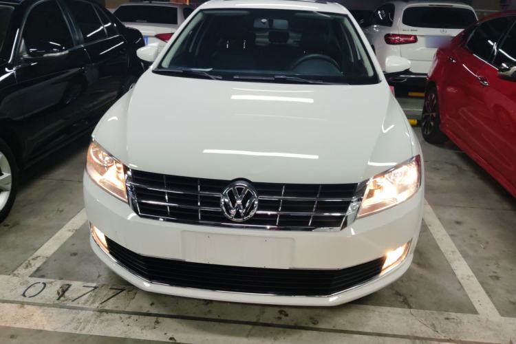 Used Volkswagen Lavida 2013 Restyled Classic 1.6L Manual Comfort Edition Front