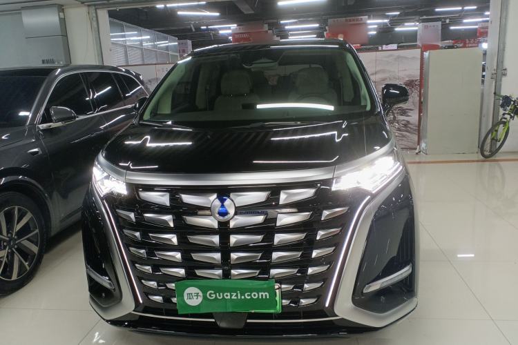 Used Denza D9 2024 DM-i 980 Four-Wheel Drive Flagship Model
