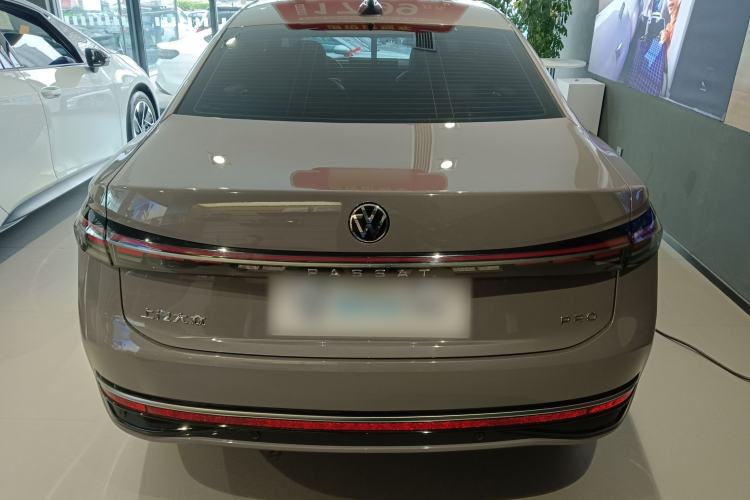 Used Volkswagen Passat 2025 Pro 380TSI Dragon Supreme Edition Rear