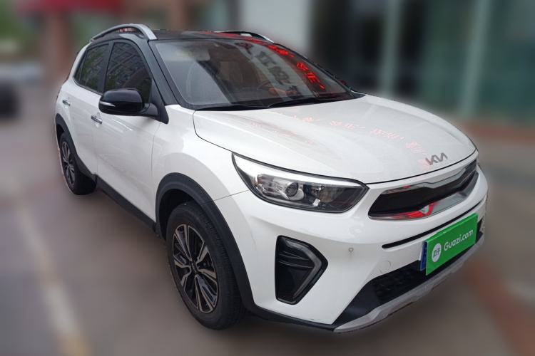 Used Kia kx1 Stonic 2021 1.4L CVT Sunroof Model Front Right 45 Deg