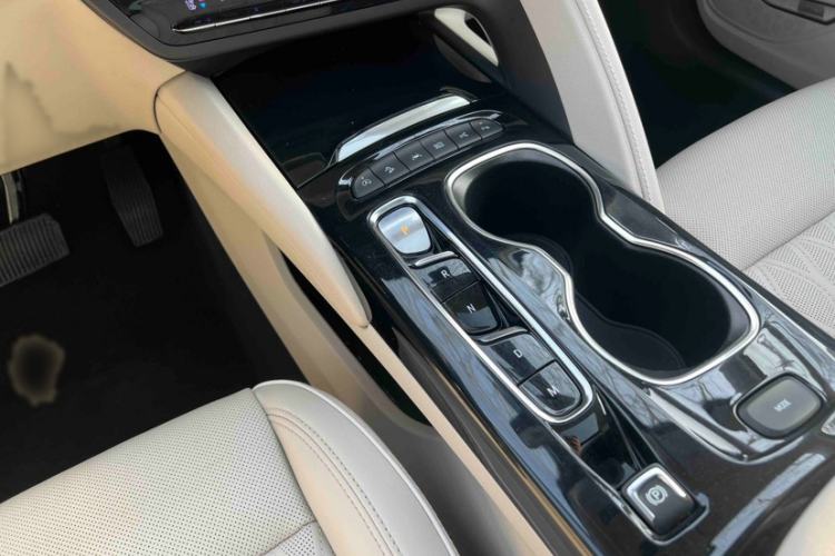 Used Buick Envision 2021 Encore Plus Avenir Aivia 7-Seater Edition