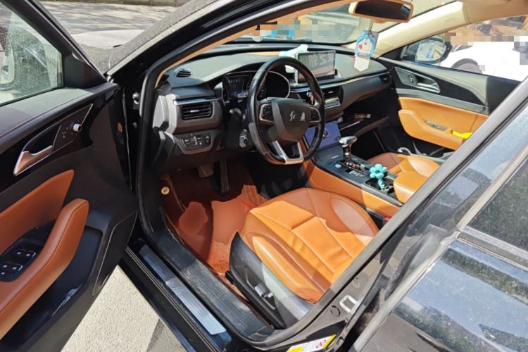 Used Hongqi H5 2018 30TD Smart Connect Dynamic Edition
