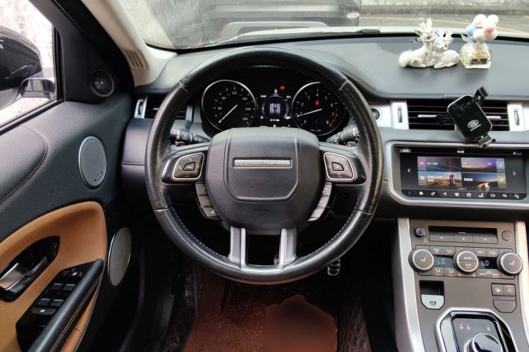 Used Land Rover Range Evoque 2017 2.0T HSE DYNAMIC All-Wheel Drive Edition
