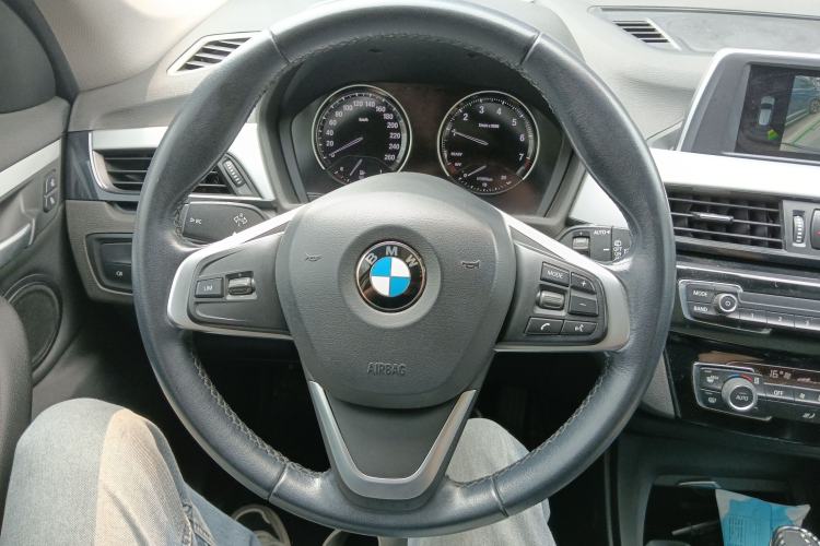 Used BMW X1 2019 sDrive20Li Leading Model Steering Wheel