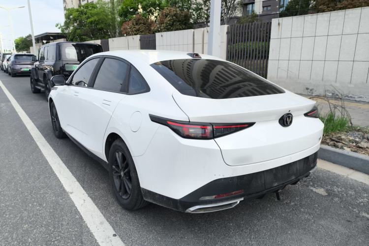 Used CHANGAN Eado DD 2023 Blue Whale NE 1.5T GDI DCT Luxury Edition Exterior 2