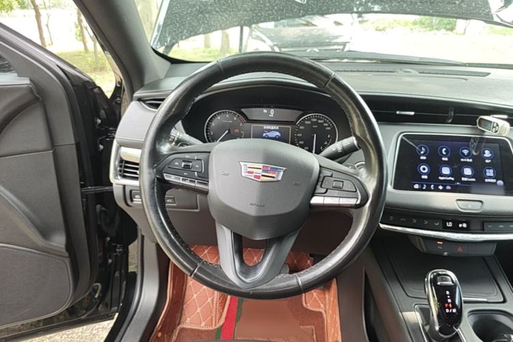 Used Cadillac XT4 2021 28T Two-Wheel Drive Tech Edition