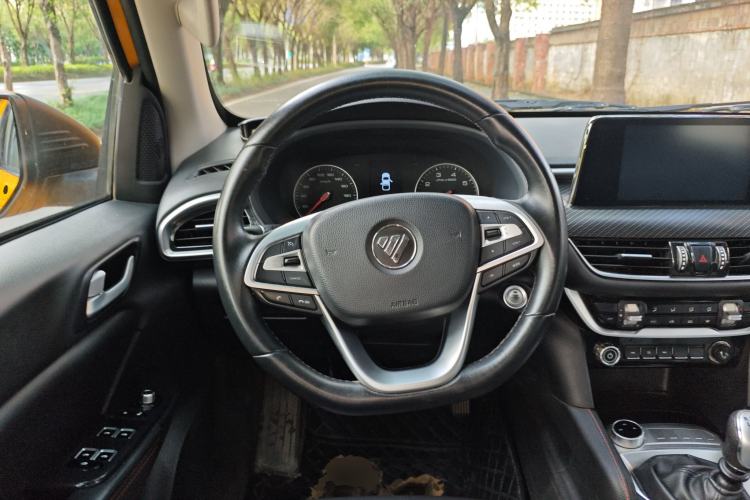 Used Foton General F9 2022 2.0T Gasoline Manual 4x4 Enjoyment Version Standard Cab 4G20TI5 Steering Wheel