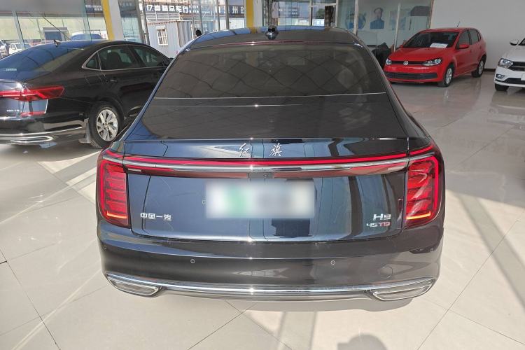 Used Hongqi H9 2025 Model Facelifted 2.0T Two-Wheel Drive Flag-Style Luxury Business Edition, 5 Seats