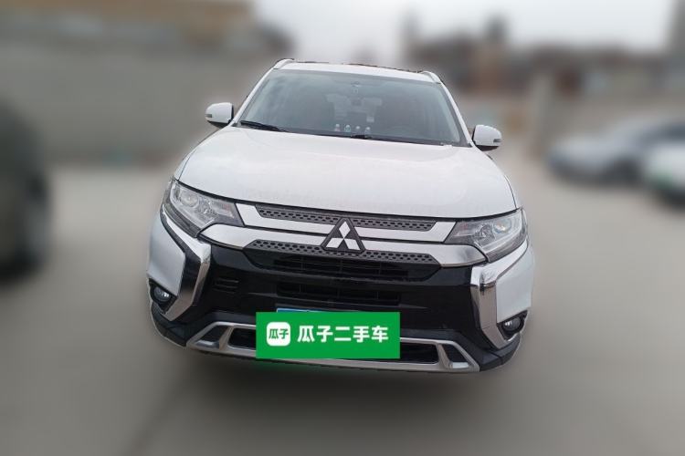 Used Mitsubishi Outlander 2020 2.0L Two-Wheel Drive Enjoyment Version 5 Seats
