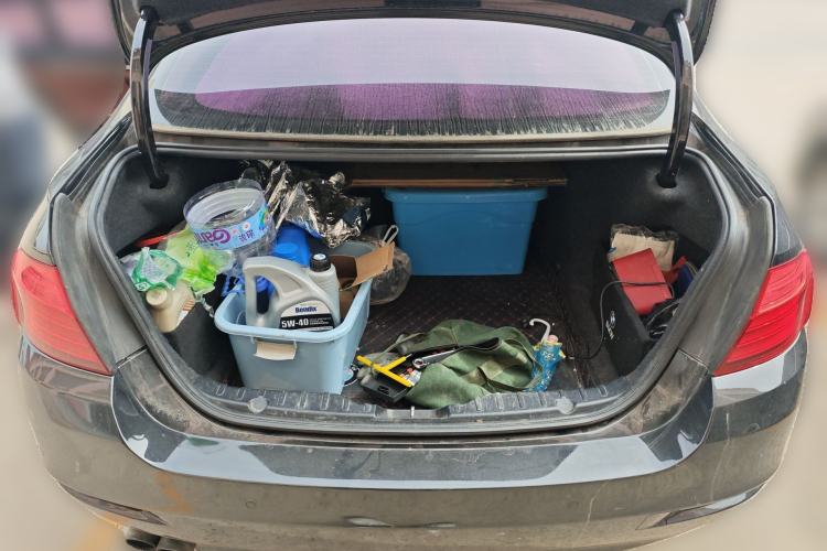 Used BMW 5 Series 2014 520i Elegant Edition Trunk