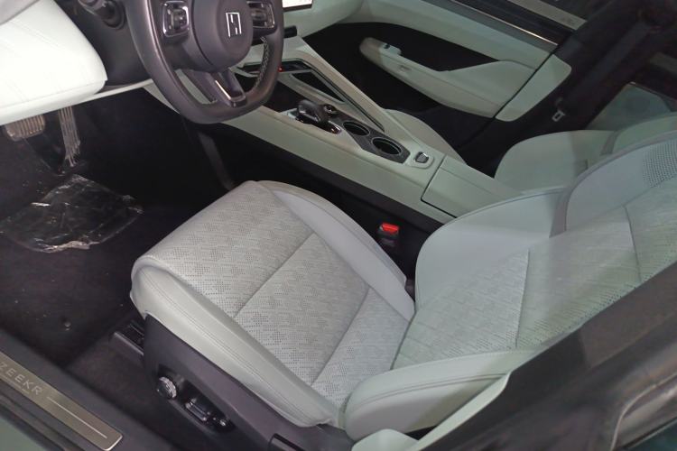 Used Zeekr 001 2024 YOU Edition 100 kWh All-Wheel Drive Left Front Seat