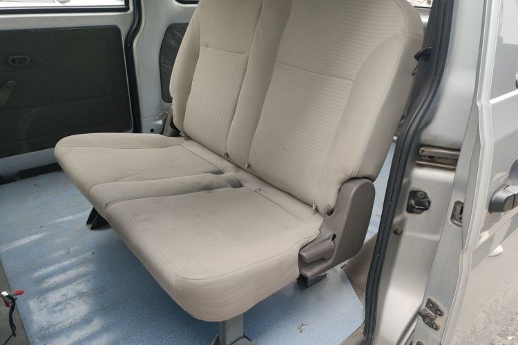 Used Wuling Rongguang V 2018 1.5L Practical Version Left Rear Seat