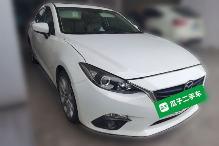 Used Mazda 3 Axela 2014 Sedan 2.0L Automatic Sport Model
