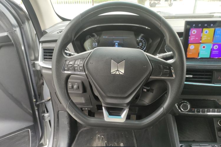 Used Isuzu TAGA Dargo H 2021 3.0T Diesel Manual Two-Wheel Drive Value Edition Long Wheelbase 4KH1CT6H1 Steering Wheel