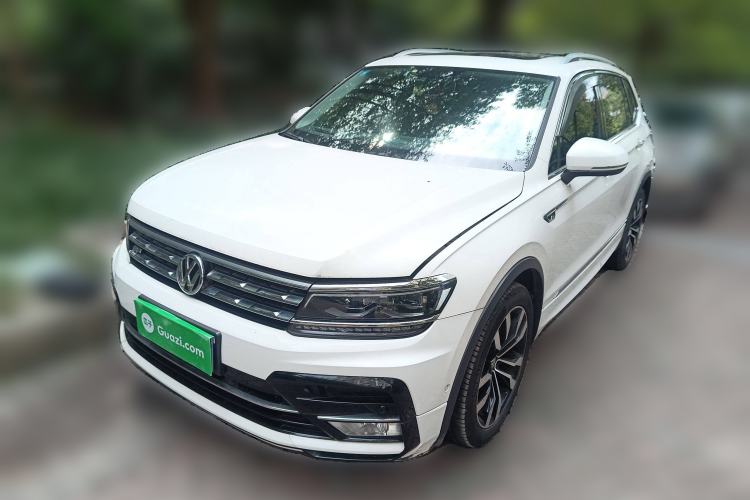 Used Volkswagen Tiguan L 2020 330TSI Automatic Two-Wheel Drive R-Line Flagship Version China VI Standard