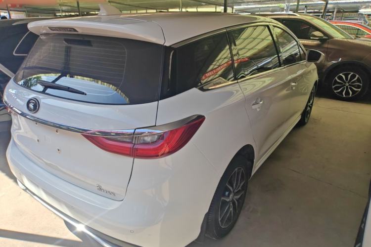 Used BYD Song MAX 2017 1.5T Automatic Smart Connect Luxury 7-Seater