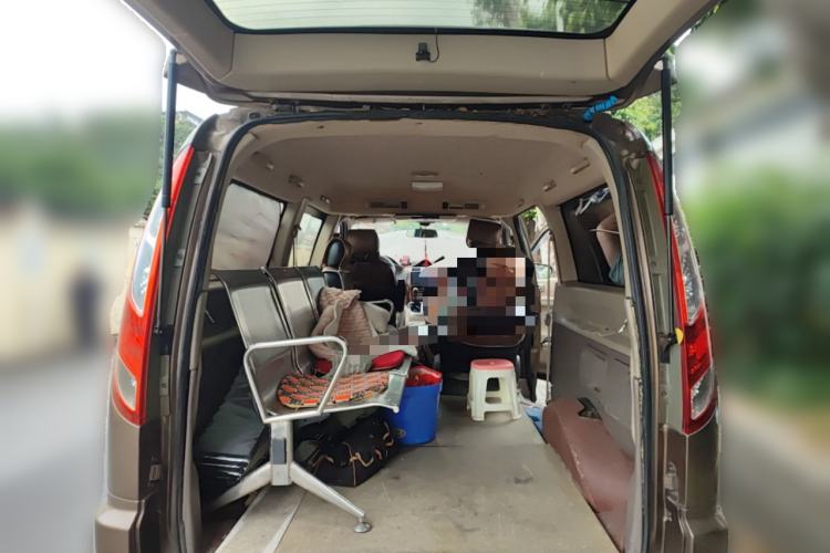 Used Foton MP-X E 2014 2.4L Wealth Express Comfort Version Basic Edition with 4G64
