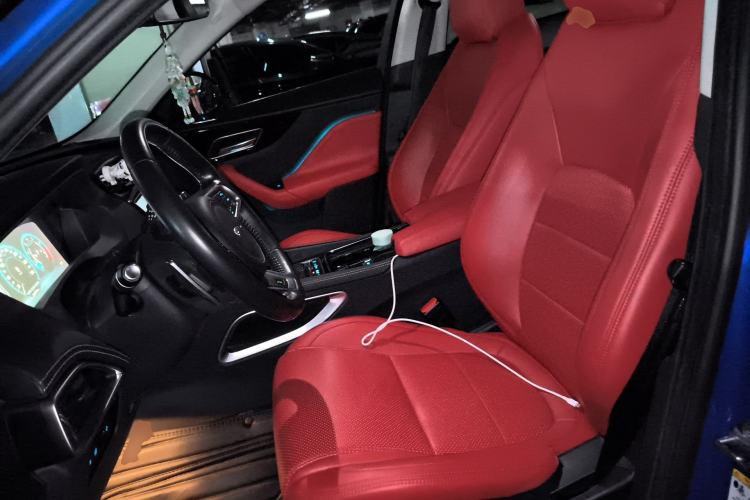 Used Jaguar F-PACE 2018 Restyled 2.0T All-Wheel-Drive R-Sport Sport Edition Left Front Seat