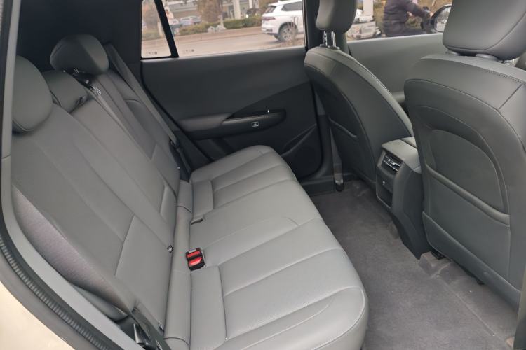 Used Dongfeng NAMMI 06 2025 401 Pro
