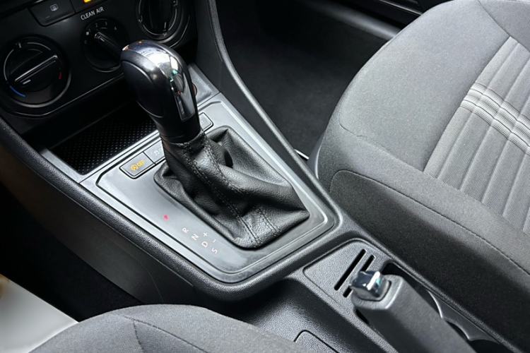 Used Volkswagen Lavida 2019 Lavida Start 1.5L Automatic Trendy Version China VI Standard